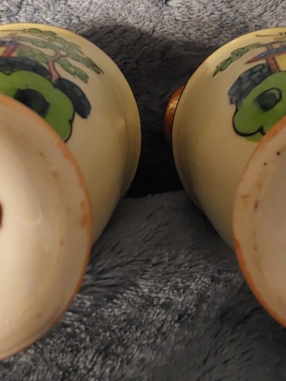 Made in Japan Hand Painted Vintage Lusterware Sugar Shaker and Creamer Set - Picture 7 of 16